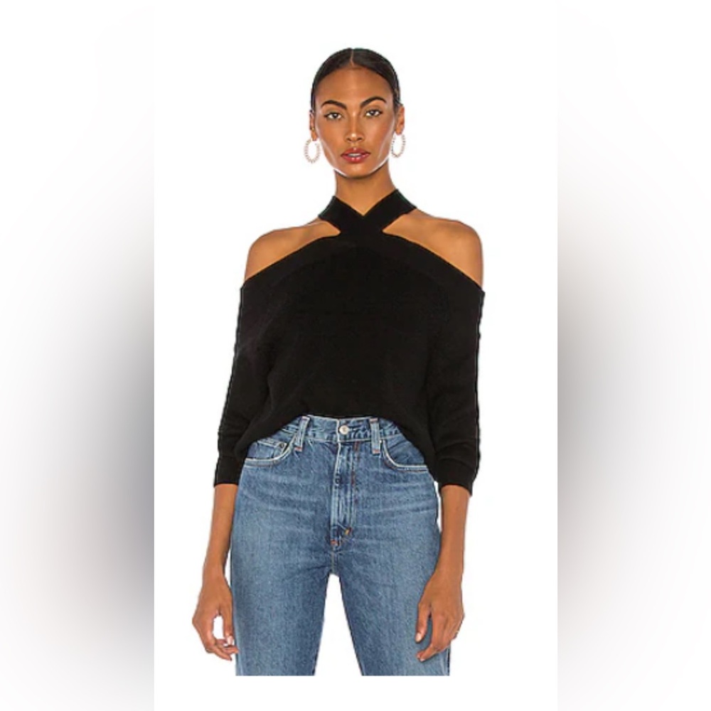 ARIANA COLD SHOULDER SWEATER IN BLACK
Line & Dot